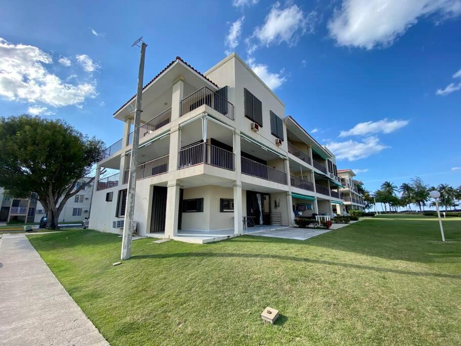 Entire Beach Apartment With View To El Yunque National Rain Forest Rio Grande Exterior photo